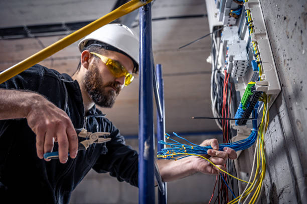 Best Emergency Electrical Repair  in Picnic Point, WA